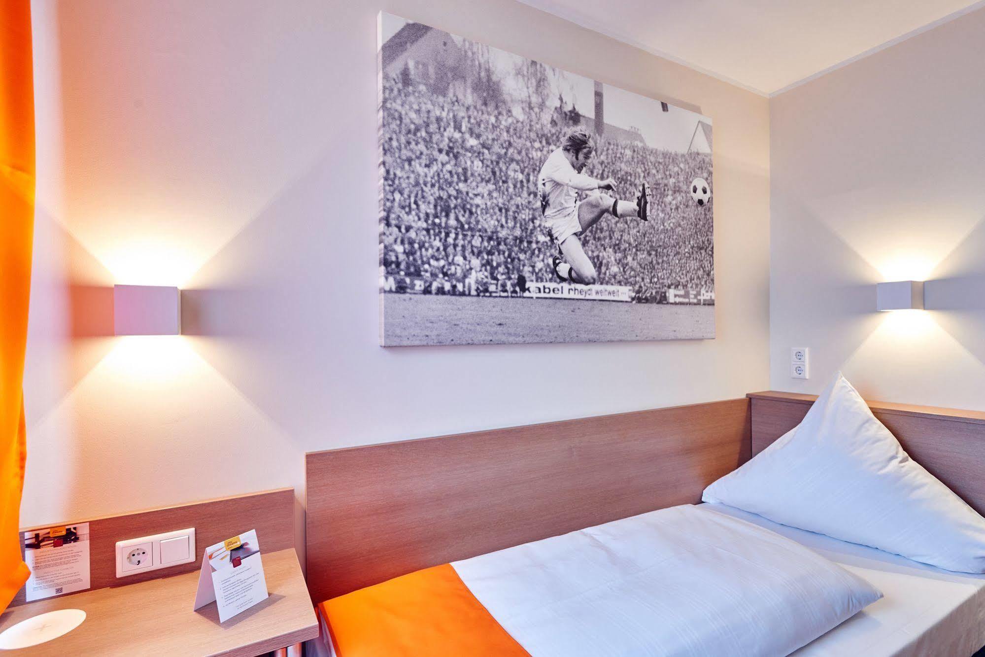 Mcdreams Hotel Muenchen - Messe Фельдкирхен Экстерьер фото